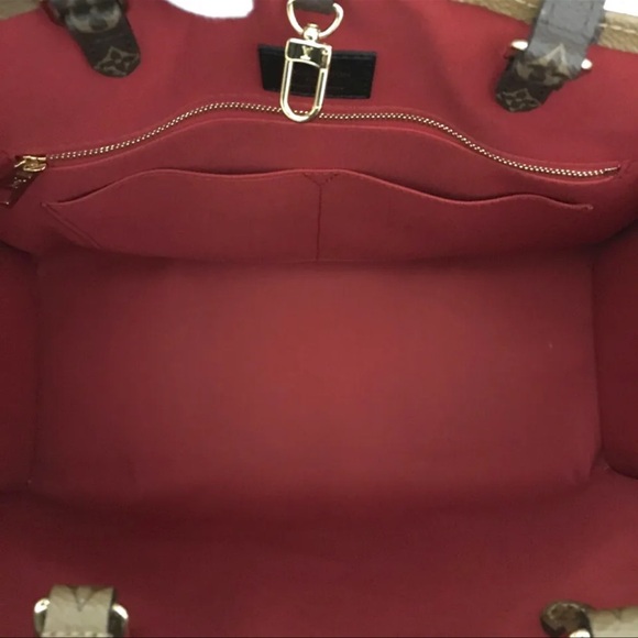 Louis Vuitton Monogram On The Go 2-way tote - Picture 11 of 12